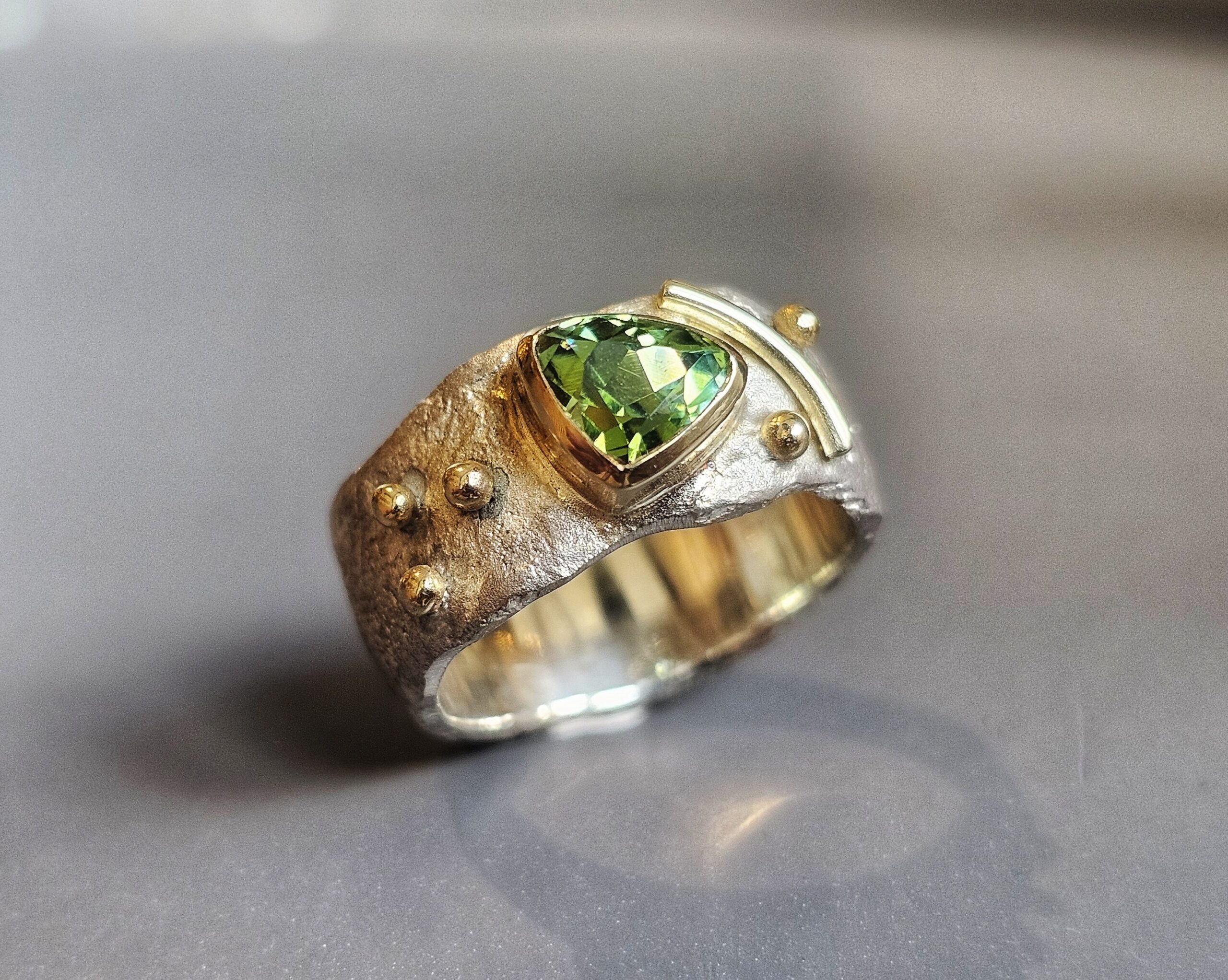 Tourmalijn Ring Zilver Met Goud Op Maat.