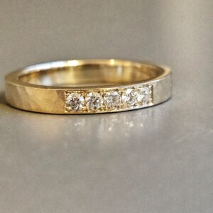 Hamerslag Pave Witte Diamant