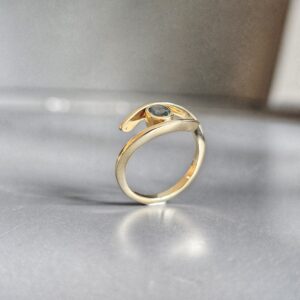 Smeedring Saffier 3